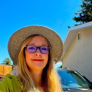 Meet your Posher, Bonnie